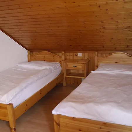 - Petit-déjeuner Le Trift 2* Zinal