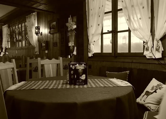 - Petit-dejeuner Le Trift 2*